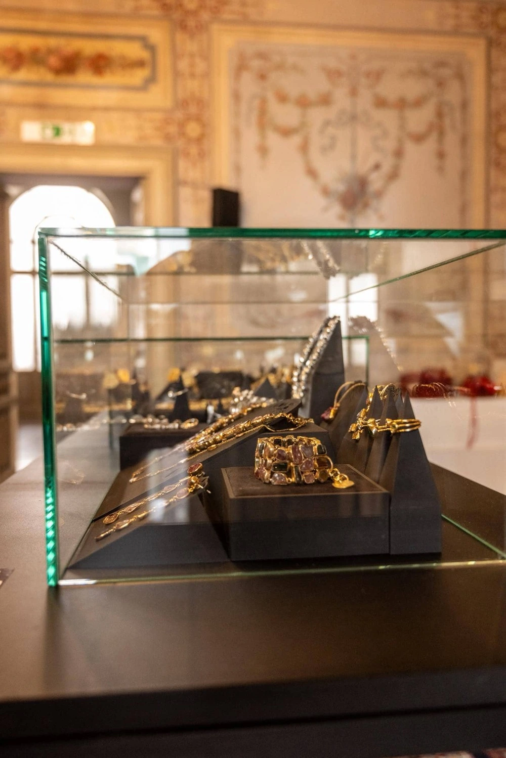 ORSKA Aurora Schmuckkollektion in Rom